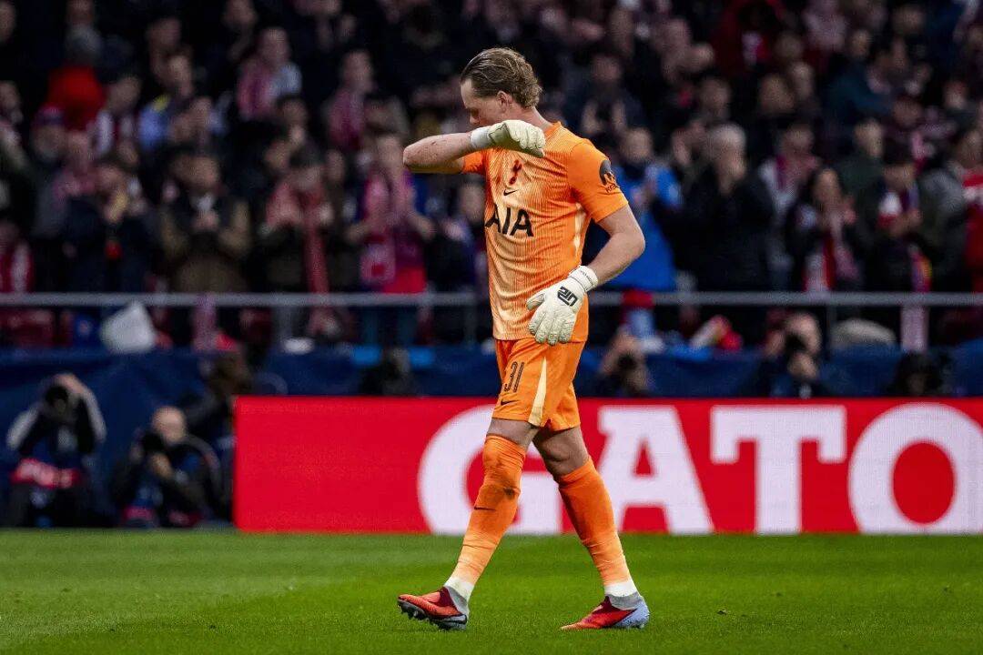开场17分钟换门将!热刺欧冠2-5惨案:这不是输球,是自杀